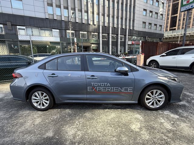 ALTIS 1.8  第4張相片