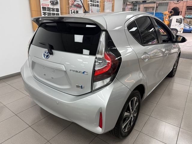 PRIUS C 1.5  第5張相片