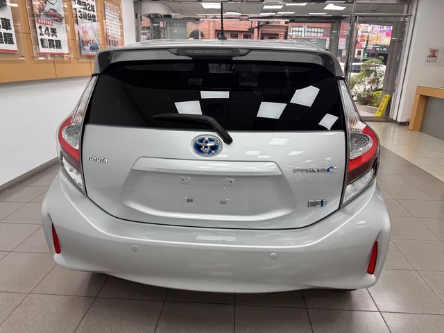 PRIUS C 1.5  第6張相片