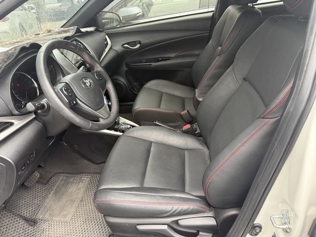 YARIS 1.5  第8張相片