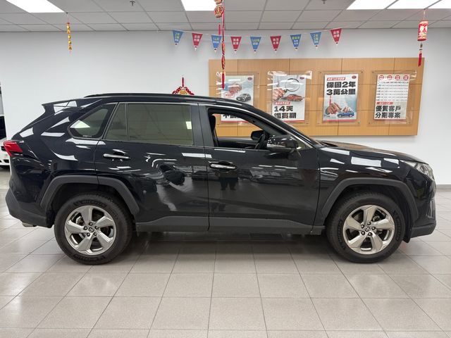 RAV4 2.0  第4張相片