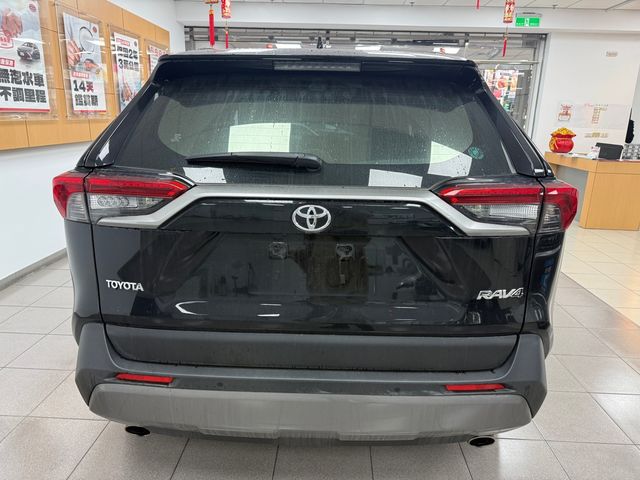 RAV4 2.0  第6張相片