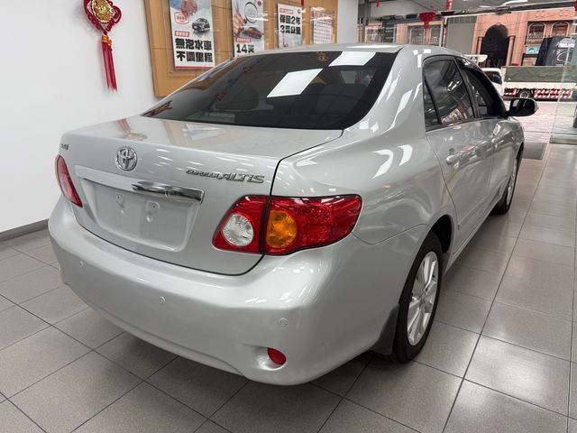 ALTIS 1.8  第5張相片