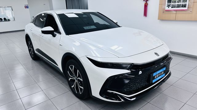 CROWN 2.5  第3張相片