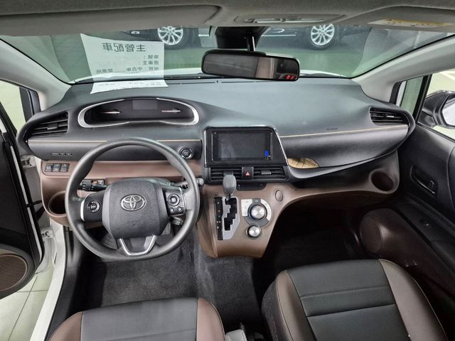 SIENTA 1.8  第9張相片