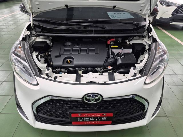 SIENTA 1.8  第10張相片