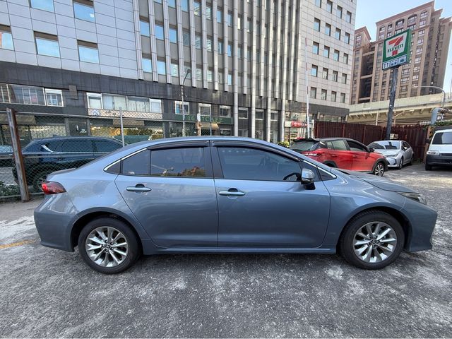 ALTIS 1.8  第4張相片