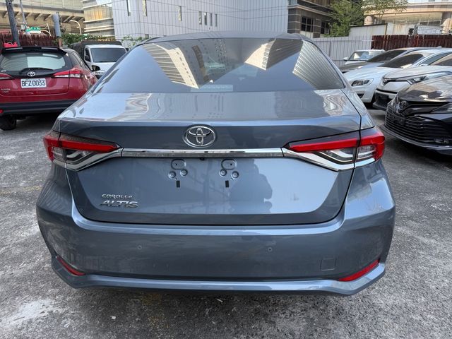 ALTIS 1.8  第6張相片