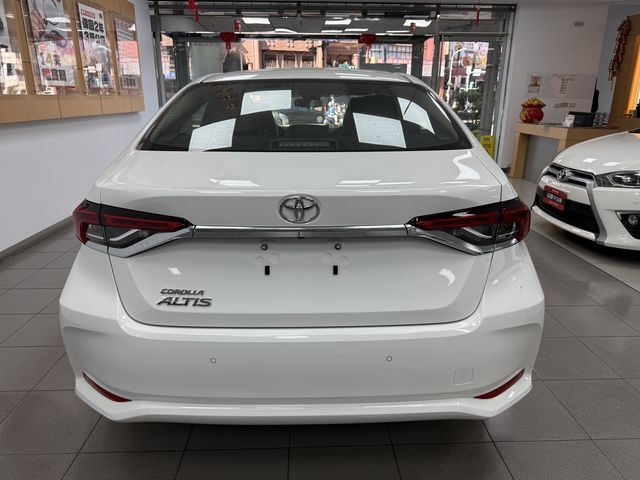 ALTIS 1.8  第6張相片