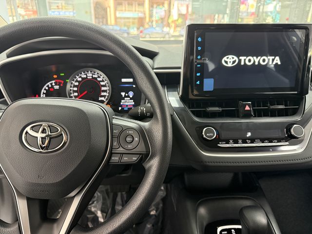 ALTIS 1.8  第9張相片