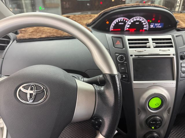 YARIS 1.5  第9張相片