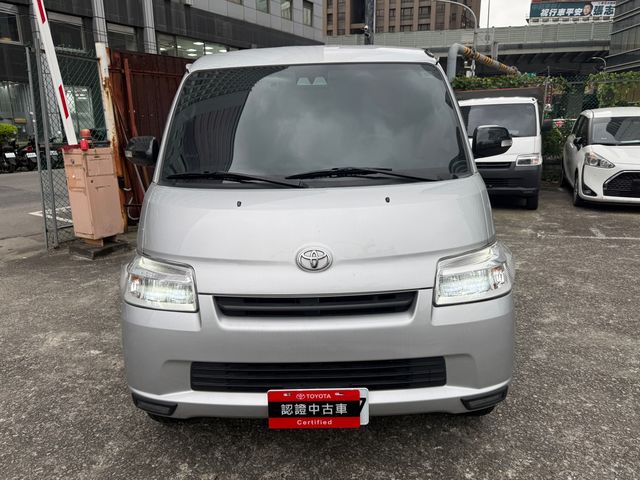 TOWN ACE VAN 5人  第2張相片