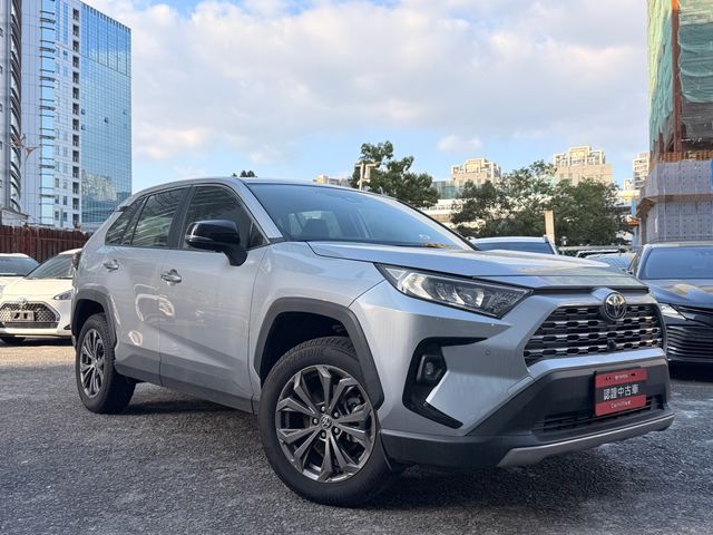 RAV4 2.0  第3張相片