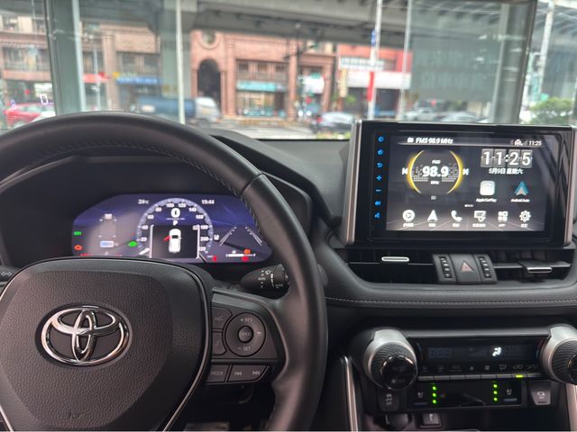 RAV4 2.5 HV  第10張相片