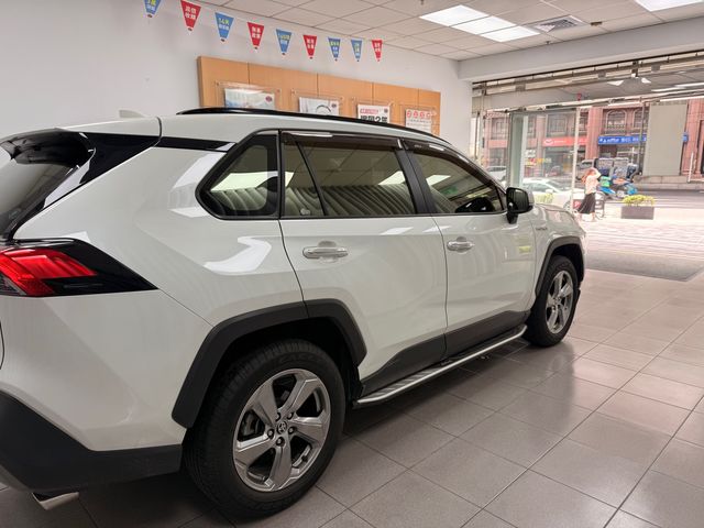 RAV4 2.5 HV  第4張相片