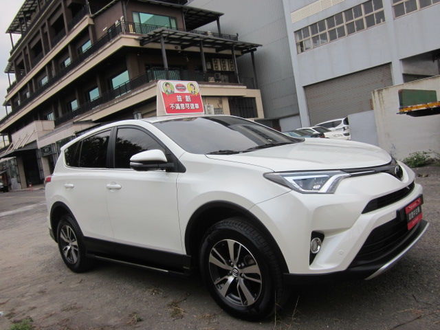 RAV4 2.0  第3張相片