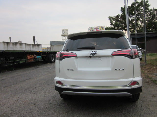 RAV4 2.0  第6張相片