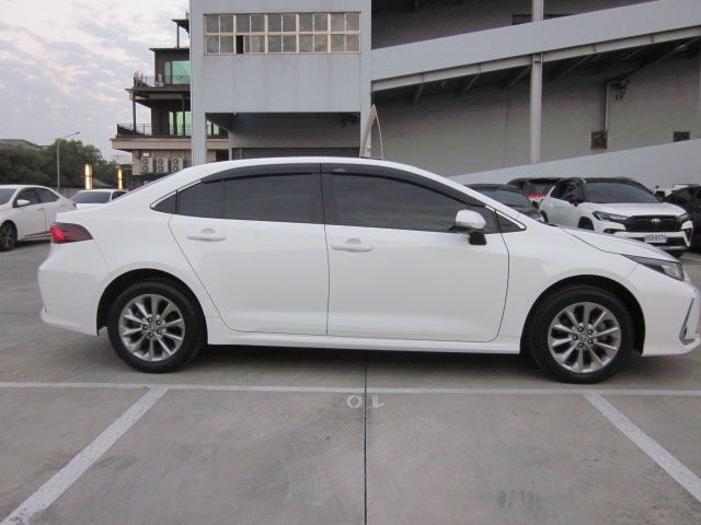 ALTIS 1.8  第4張相片