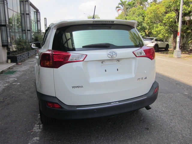 RAV4 2.0  第6張相片