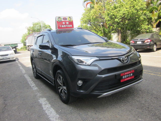 RAV4 2.0  第3張相片