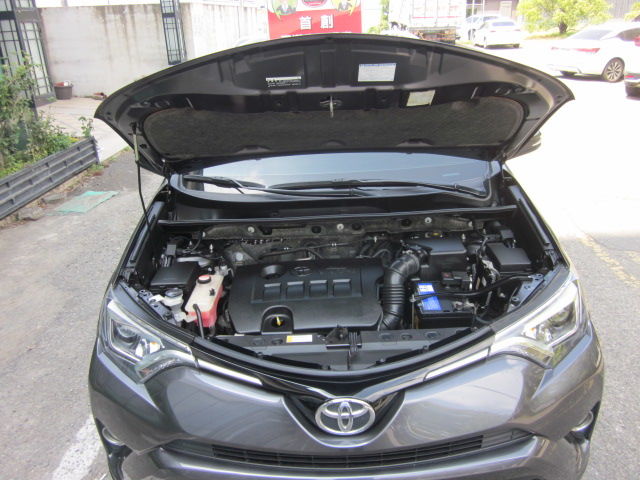 RAV4 2.0  第7張相片