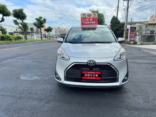 SIENTA 1.8  第2張相片