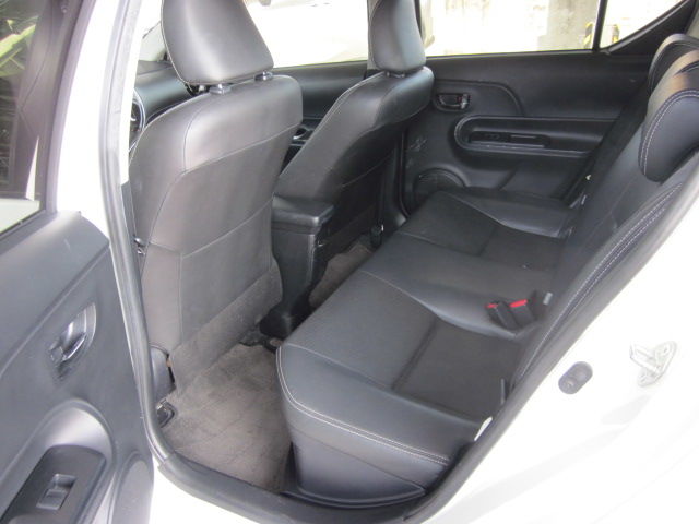 PRIUS C 1.5  第8張相片