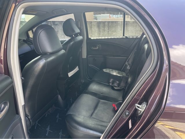 YARIS 1.5  第8張相片