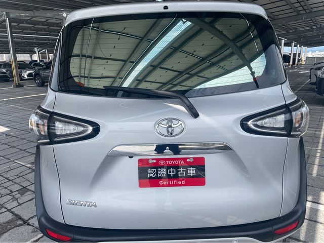 SIENTA 1.8  第6張相片