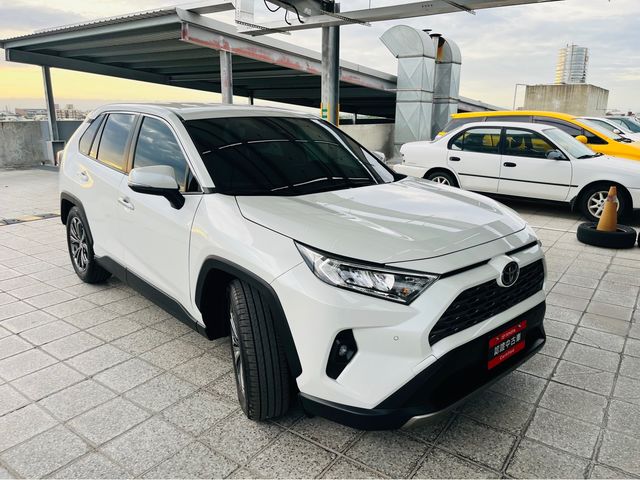 RAV4 2.0  第3張相片