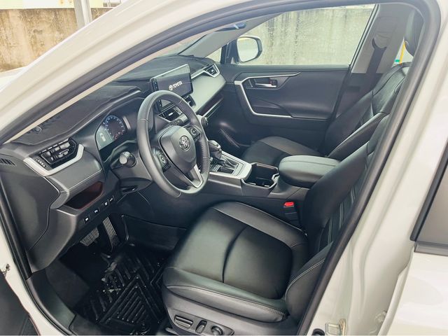 RAV4 2.0  第7張相片