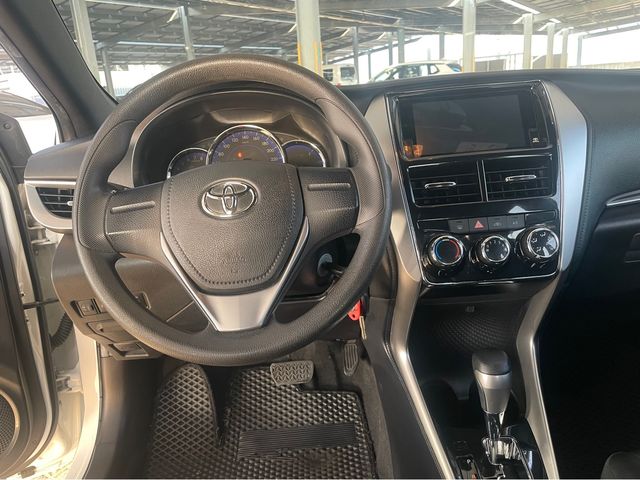 YARIS 1.5  第9張相片