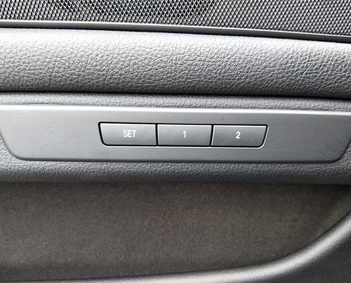 總代理/渦輪/頂級/配備齊全/停車環景輔助/可協助全額貸  第13張相片