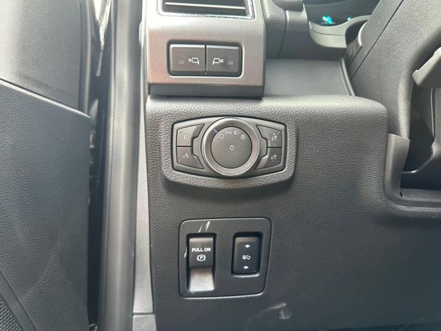 貨卡霸主F-150猛禽/四傳/渦輪/天窗/電動椅/倒車顯影/定速/方向盤快控/循跡防滑/陡坡輔助/後座出風口  第14張相片