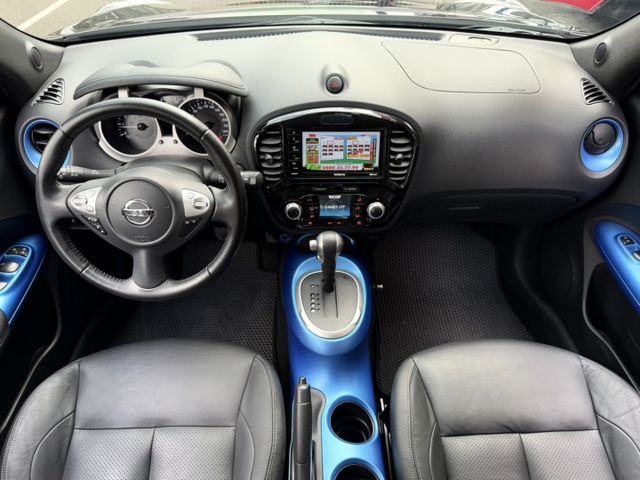 一手美車/原鈑件/豪華版，六具安全氣囊/雙前加熱椅/倒車顯影/循跡防滑/胎壓偵測/定速巡航/感應頭燈/可全額貸  第5張相片