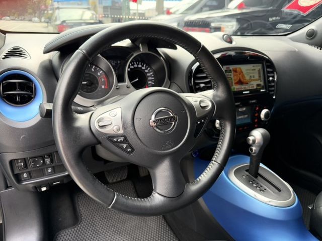 一手美車/原鈑件/豪華版，六具安全氣囊/雙前加熱椅/倒車顯影/循跡防滑/胎壓偵測/定速巡航/感應頭燈/可全額貸  第6張相片