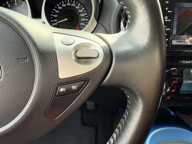一手美車/原鈑件/豪華版，六具安全氣囊/雙前加熱椅/倒車顯影/循跡防滑/胎壓偵測/定速巡航/感應頭燈/可全額貸  第8張相片