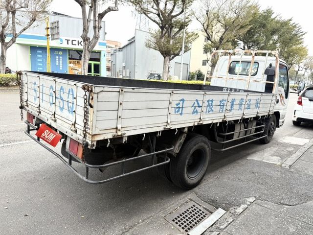 一手車/超稀有低里程數/14尺半車斗/耐操好開的發財車/可全額貸/低月付  第9張相片