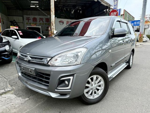 一手車/中央空調/空間超大又舒適, 好用的商務車,多功能家庭車!  第1張相片