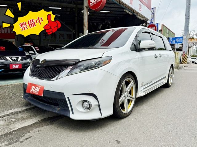 SIENNA 進口大型休旅車7+1座位/電動側滑門/天窗/三區恆溫空調/中央吸頂式液晶螢幕/電動座椅!可全額貸  第1張相片