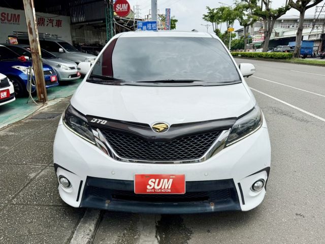 SIENNA 進口大型休旅車7+1座位/電動側滑門/天窗/三區恆溫空調/中央吸頂式液晶螢幕/電動座椅!可全額貸  第2張相片