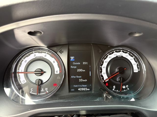 4WD/環景系統/免鑰匙系統/ACC/定速/車道偏離系統/AT胎/加裝置放架車身舉高211公分  第13張相片