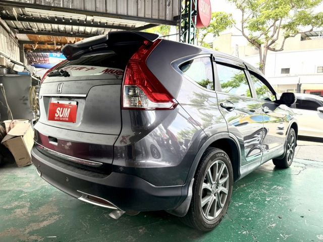 一手車/原版件/空間寬敞、兼具實用與舒適休旅第一首選!  第11張相片