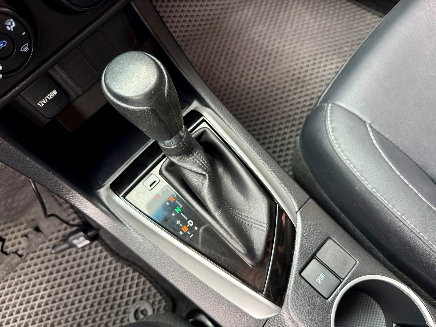 熱門國民神車耐操好保養~經濟實惠優質好車~通勤最佳選擇!  第8張相片