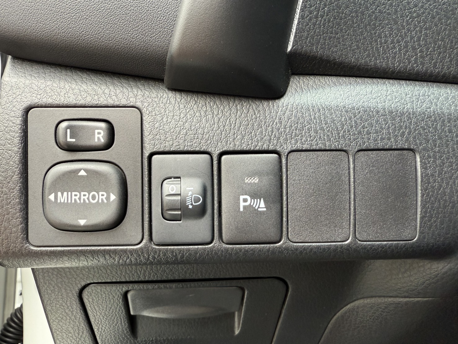 熱門國民神車耐操好保養~經濟實惠優質好車~通勤最佳選擇!  第9張相片