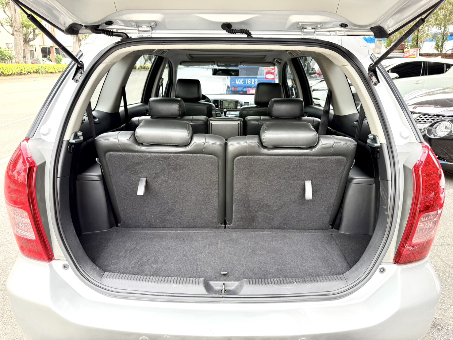 經濟實惠優質代步車~通勤.出遊最佳選擇! 可全額貸/低月付款  第13張相片