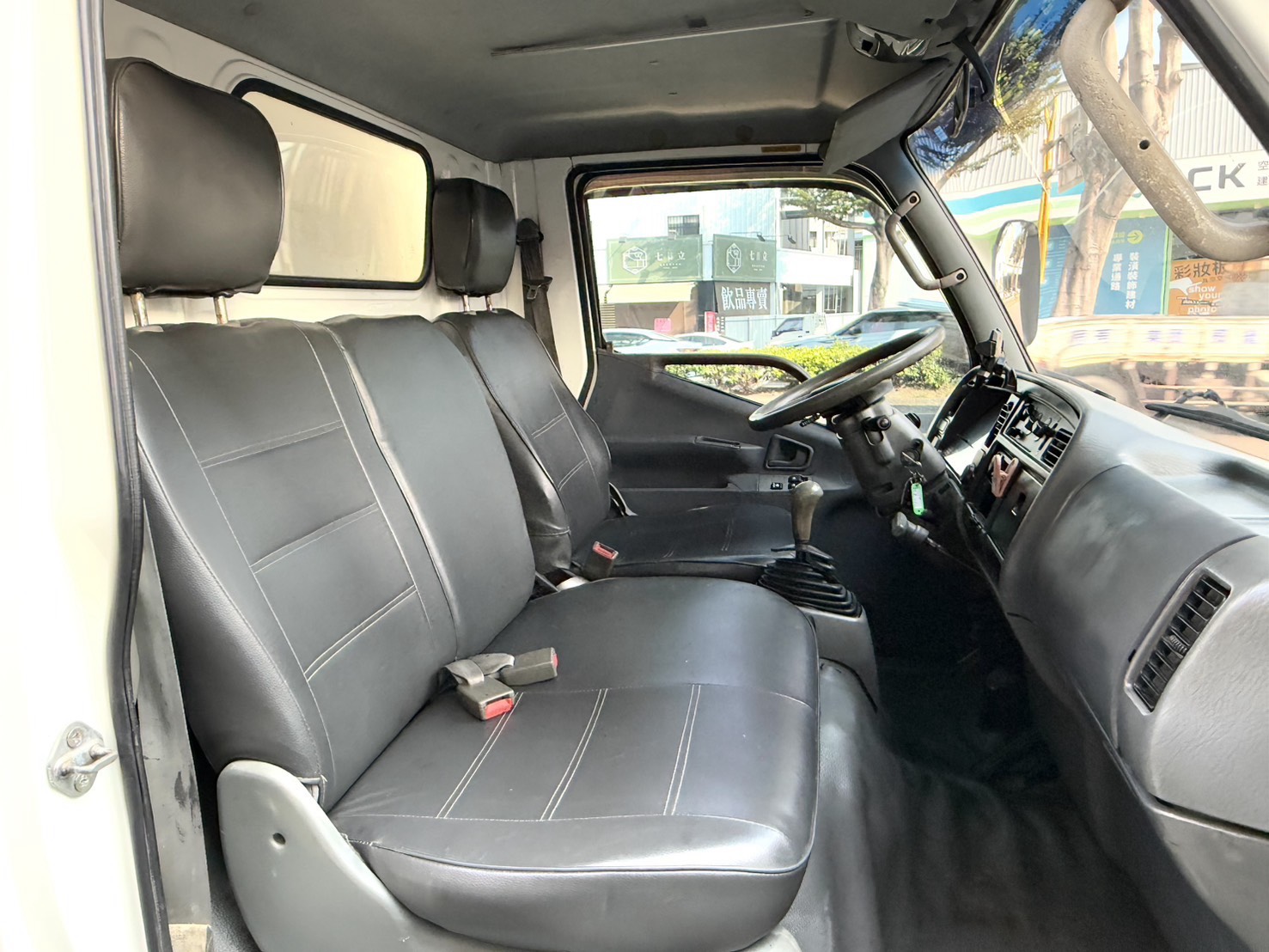 手排車/里程保證/生意、載貨好夥伴!  第3張相片