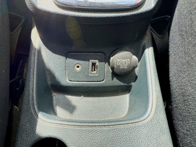 經濟實惠優質代步車~里程保證/實車實價/可全額貸  第9張相片