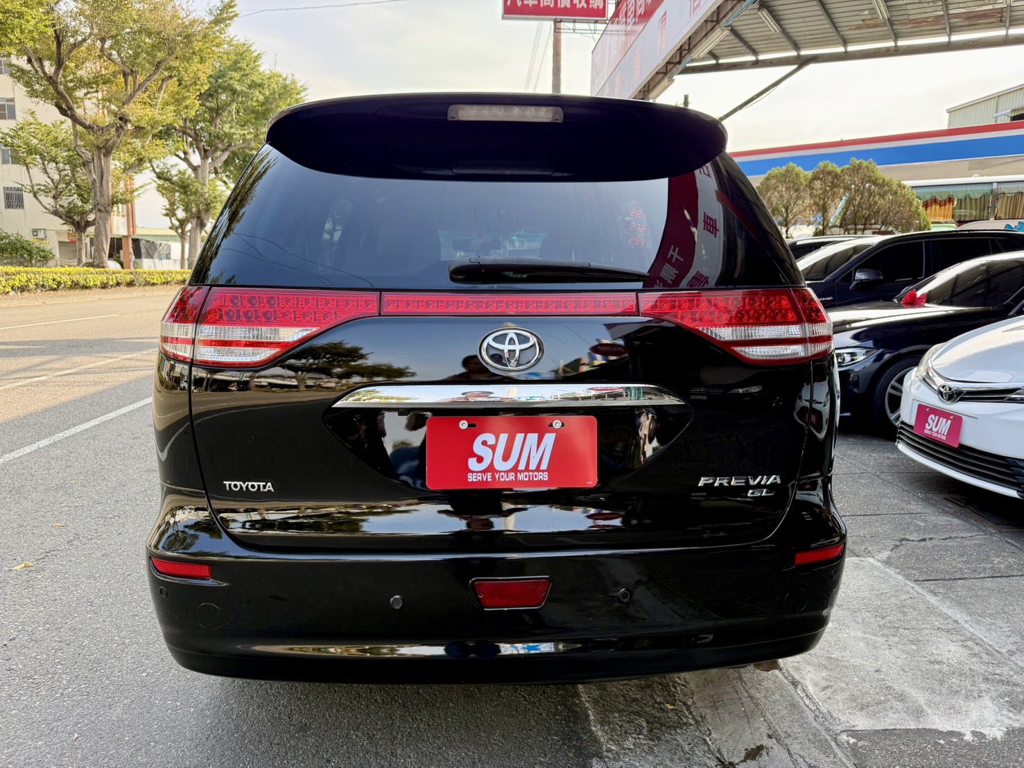 一手車/電動側滑門/雙天窗/三區恆溫空調, 空間寬敞兼具實用與舒適!  第18張相片