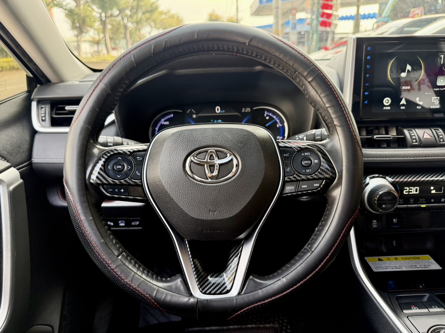 油電旗艦版4WD/360環景/ ACC跟車/車道偏移/全景天窗/ IKEY摸門解鎖/ 駕駛座電動椅/電動尾門  第7張相片